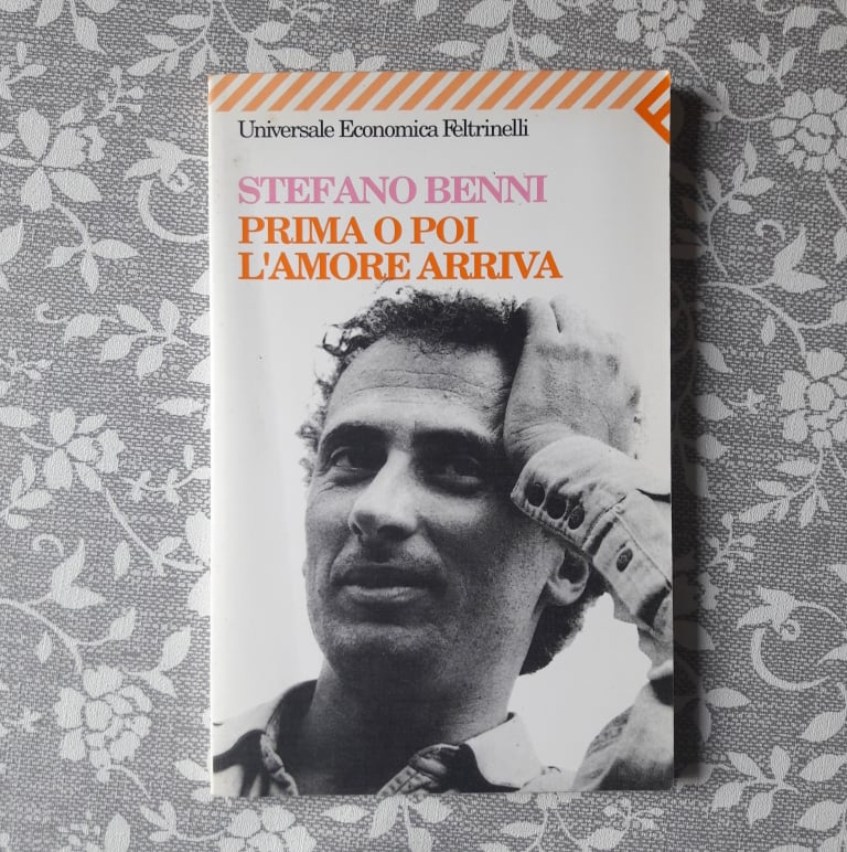 Prima o poi l'amore arriva - Stefano Benni - Libro - Feltrinelli -  Universale economica